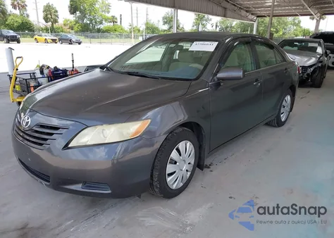 2007 Toyota Camry Le z USA, uszkodzony, nr VIN 4T1BE46K77U538994